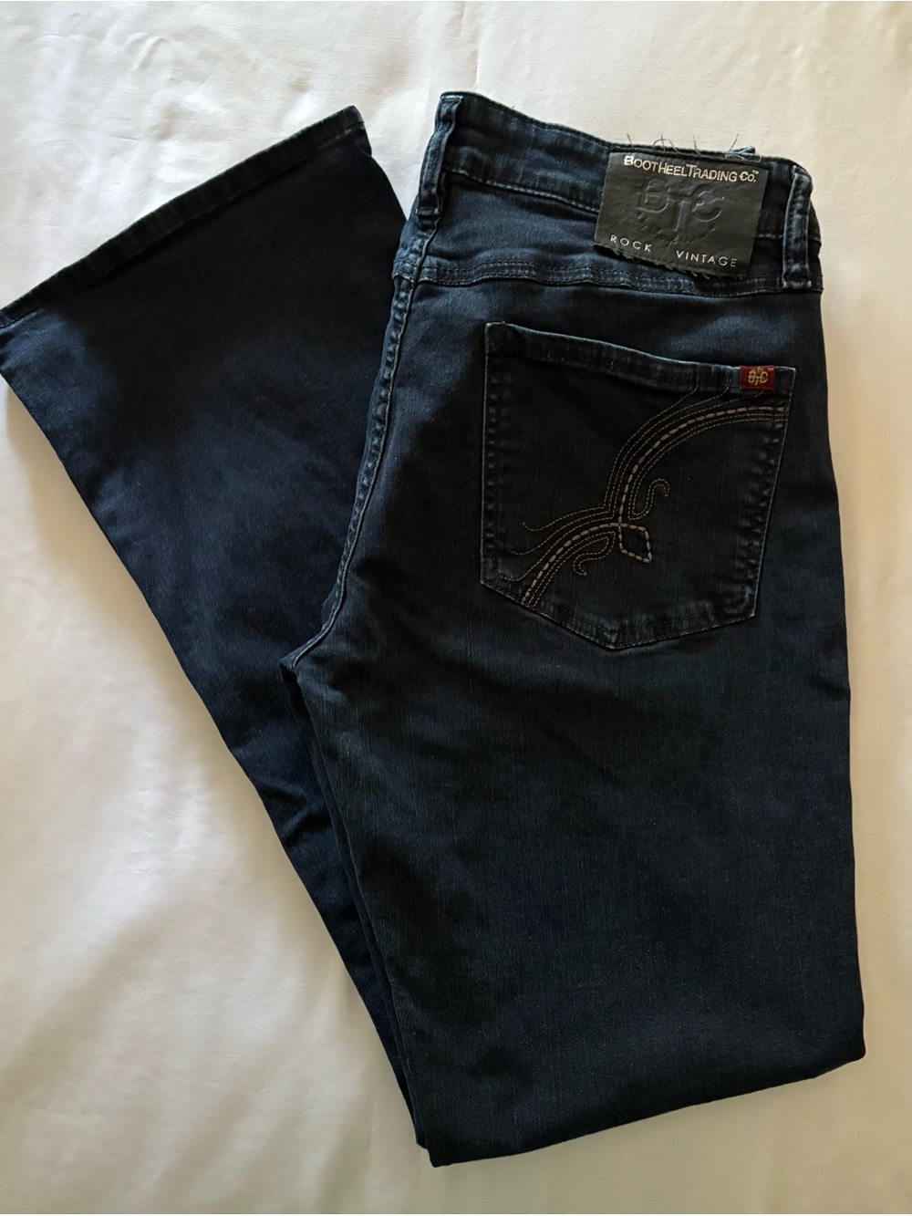 Rock Vintage Women’s Kennett Dark Blue Bootcut Jeans